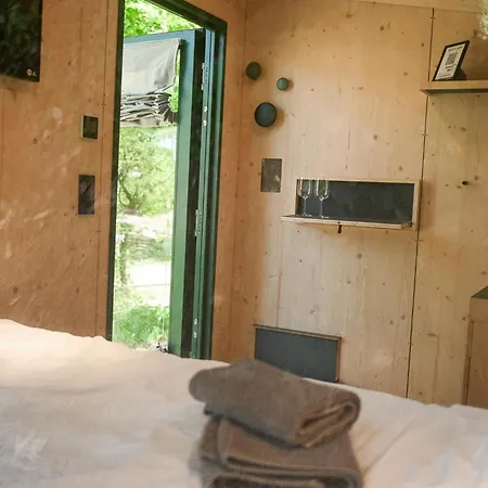 Sleep Space 1 - Tiny Spot Wernerwald Κουξχάφεν